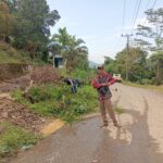 Pemdes Ajak Masyarakat Gotong Royongย Bersih Bersih Lingkunganย Desa. IMG_20250627_084942